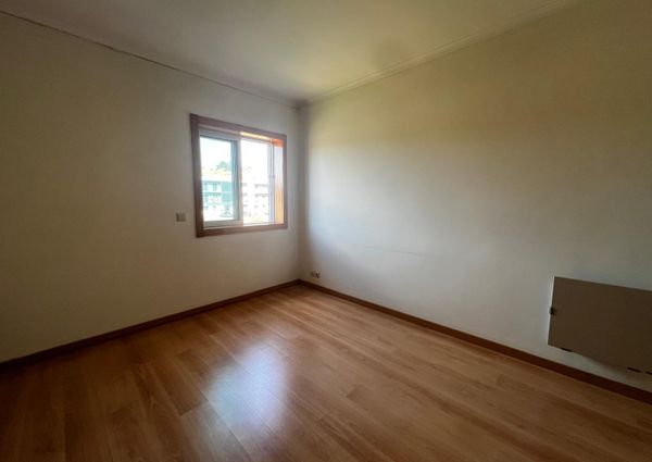 T3 em Esgueira (suite, varandas, cozinha equipada)