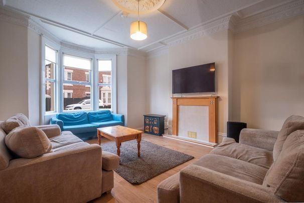 6 bedroom terraced house to rent - Photo 1