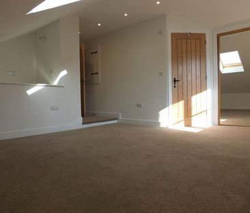 Muston Farm, Piddlehinton - Photo 4