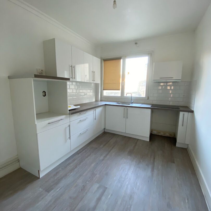 Location Appartement 3 pièces 77m² - Photo 1