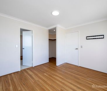 FRESHLY RENOVATED & REVAMPED! - Photo 3