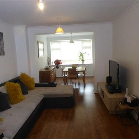 3 bedroom terraced house to rent - Photo 1