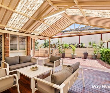 Family Dream Home in Prime School Catchment! - Photo 4