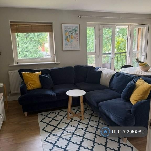 2 bedroom flat to rent - Photo 1