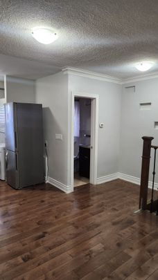 For Lease - 1017 Weston Road Unit# Upper Unit, Toronto, Ontario - Photo 1