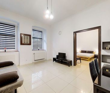 Świetna lokalizacja! - Photo 2