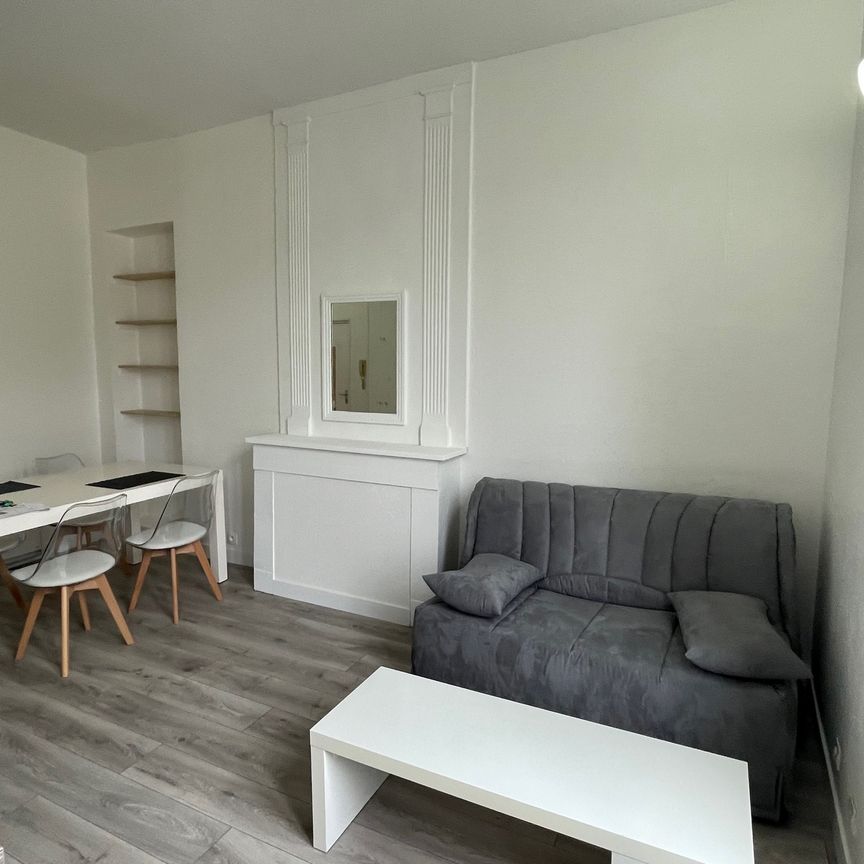 Location Appartement 2 pièces 40m² SAUMUR 49400 - Photo 1