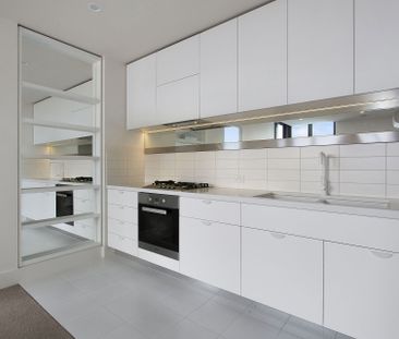 4011/500 Elizabeth Street, Melbourne - Photo 1