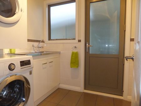 Immaculately Presented - Photo 5