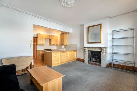 1 Bed Flat, Uxbridge Road, W12 - Photo 3