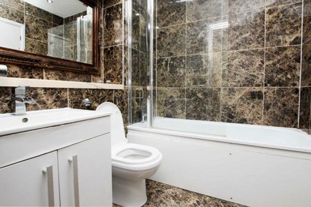 Lancaster Drive, Canary Wharf, E14 - Photo 5