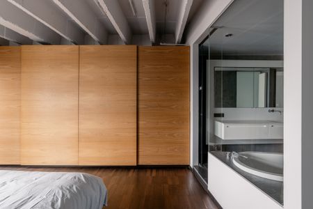 Coole loft met uitzonderlijk uitzicht op de beschermde collectie havenkranen van het MAS* - Photo 4