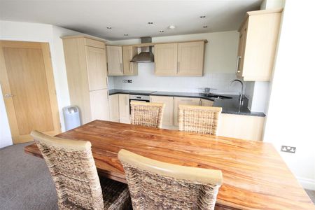 2 Bedroom Apartment To Rent - Photo 3