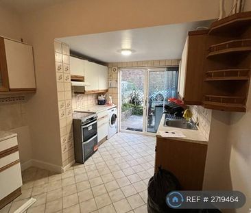 3 bedroom terraced house to rent - Photo 5