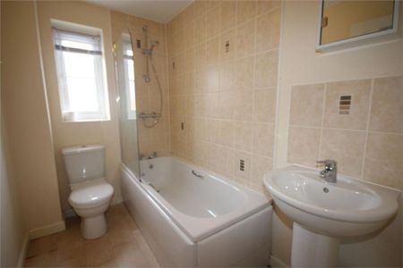 2 bedroom property to rent - Photo 4
