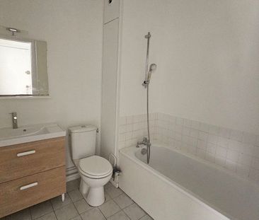 Appartement à louer 2 pièces • 42,56 m2 Saint-Jean-de-la-Ruelle - Photo 6