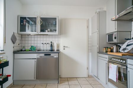 Mit Blick in die Ferne und Wohlfühlgarantie: Ideal geschnittene 3-Zimmer Wohnung mit Einzelgarage! - Foto 5