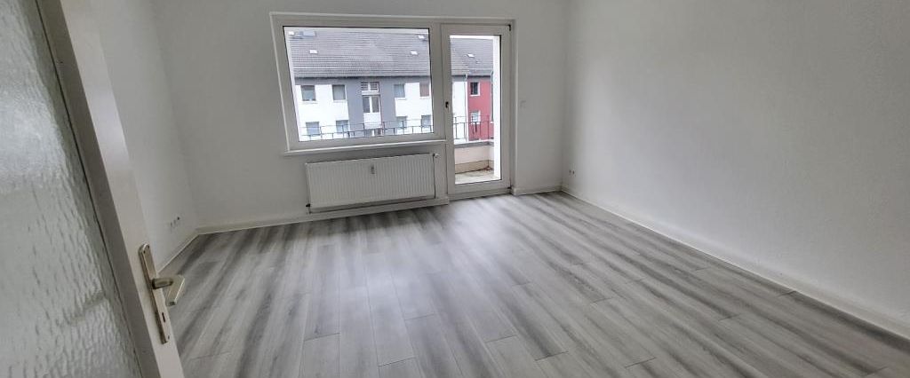 SEMMELHAACK: 3,5 Zimmer-Whg. mit Balkon am Stöckener Wald - Foto 1