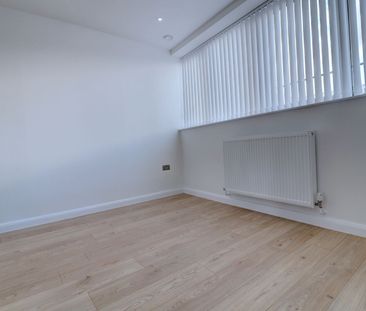 Flat to rent, - Photo 2