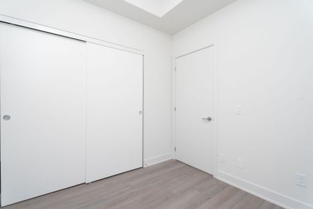 For Lease - 8 Cumberland Street Unit# 2903, Toronto, Ontario - Photo 2