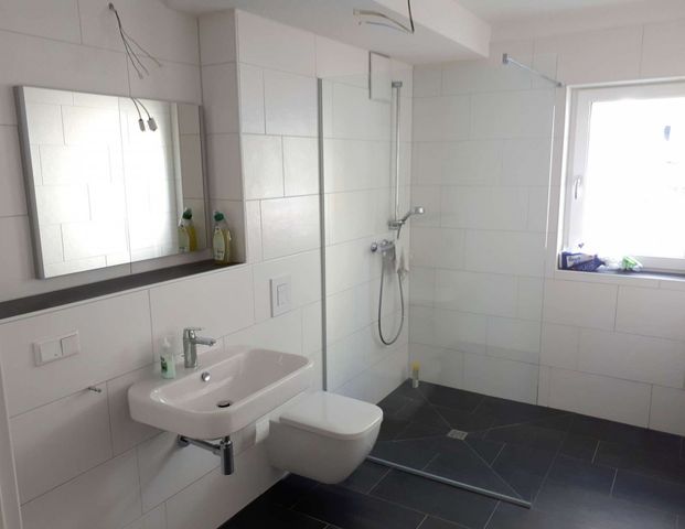 HEGERICH: Moderne 2-Zimmer-Wohnung mit Balkon in Fürth - Foto 1