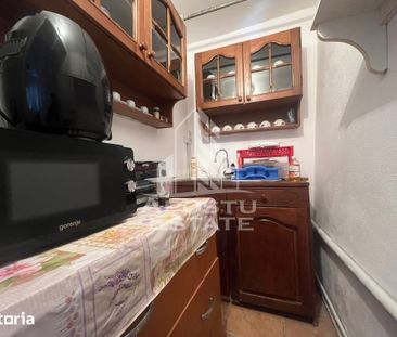 Apartament 2 camere, curte comuna. Zona Centrala - Fotografie 6