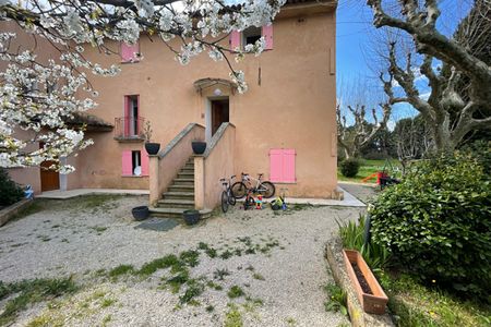 AIX EN PROVENCE LOT 4 - Aix Pont de L'Arc T4 de 78 m2 à la campagne - Photo 4