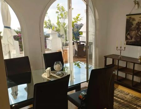 Apartamento de alquiler en La Quinta - Photo 5