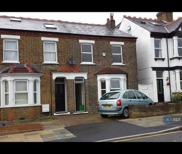 1 bedroom in a house share to rent - Photo 5