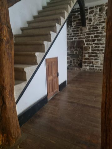 Location Maison 5 pièces 71m² LES VANS 07140 - Photo 2