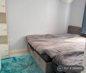 2 bedroom semi-detached house to rent - Photo 4