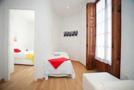 Carrer de la Bosseria, Valencia, Valencian Community 46001 - Photo 4