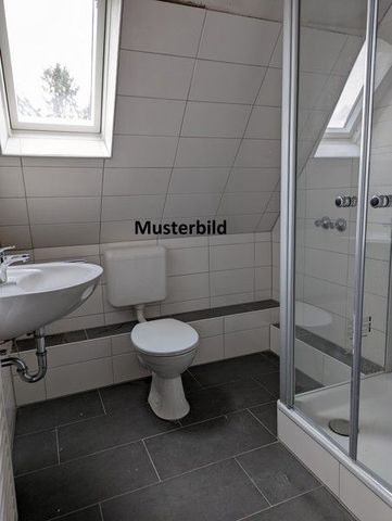 sanierte 2,5-Zimmer-Dachgeschosswohnung in ruhiger Lage - Photo 3