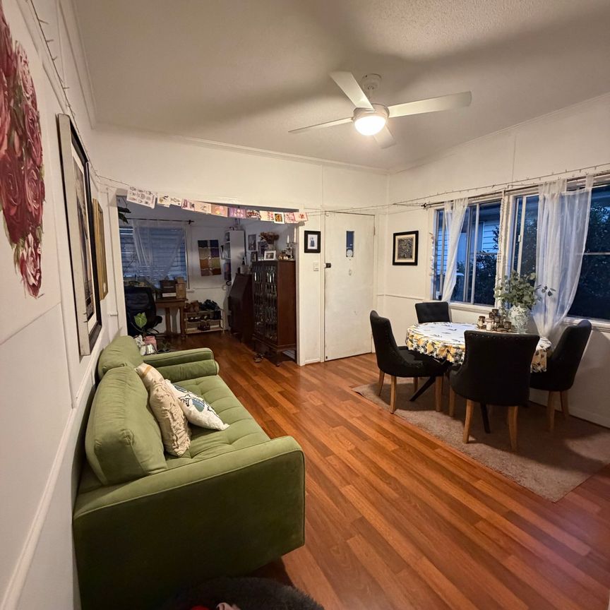 Boondall - Photo 1