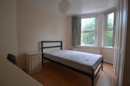 Carill Drive, Fallowfield, Manchester, M14 - Photo 5