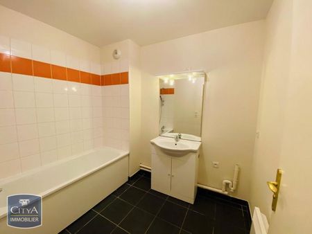Location Appartement 3 pièces 56m² VENDIN LE VIEIL 62880 - Photo 2