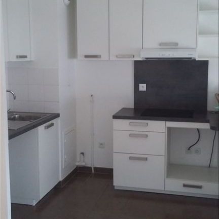 Location Appartement 3 pièces 56m² - Photo 3