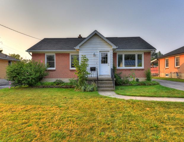 1595 Hansuld Street - Photo 1