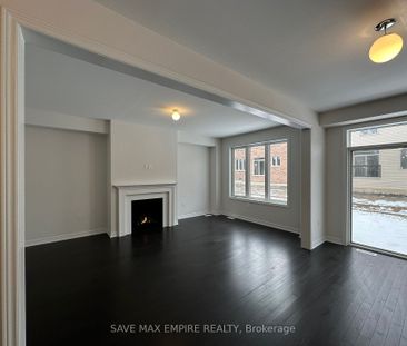 Detached Home For Lease | X8123118 - Photo 2