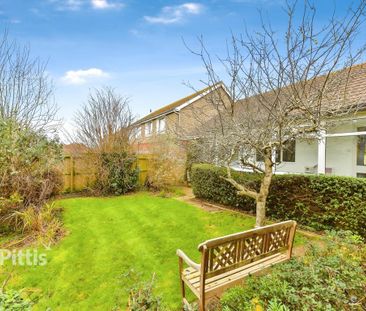 2 bedroom detached bungalow to rent - Photo 4