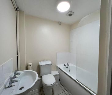 2 bedroom semi-detached house to rent - Photo 5