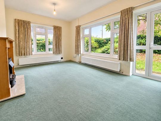 4 bedroom detached house to rent - Photo 1