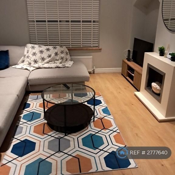 2 bedroom terraced house to rent - Photo 1