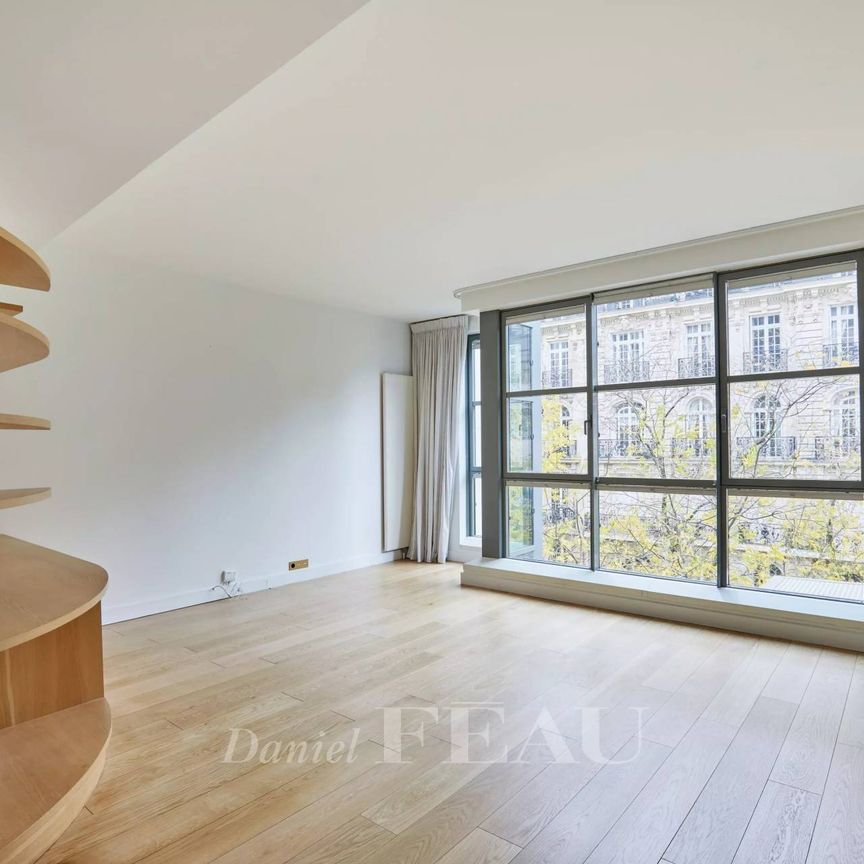 Location appartement, Paris 16ème (75016), 5 pièces, 98.04 m², ref 85306425 - Photo 1