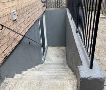 For Lease - 75 Brass Drive, Richmond Hill, Ontario - Photo 2