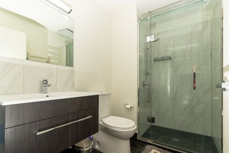 City Living at its Best - Photo 5