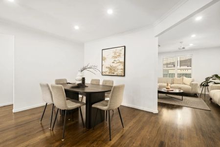 Four-Bedroom House - Photo 4