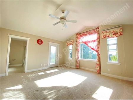 1XXXX 77A Avenue UP Surrey - Photo 3