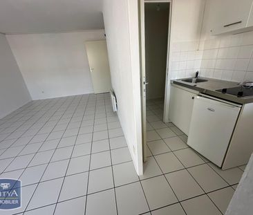 Location Appartement 2 pièces 47m² ROUEN 76100 - Photo 3