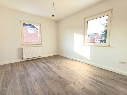 Kernsaniert! 3-Zimmer-Wohnung mit Balkon - Photo 1